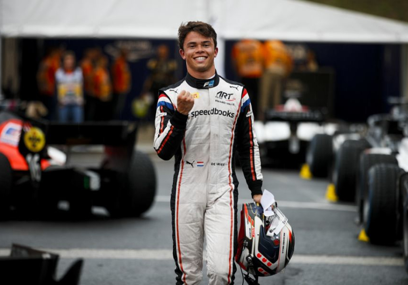 BREAKING: Nyck de Vries naar Formule E-team van Mercedes