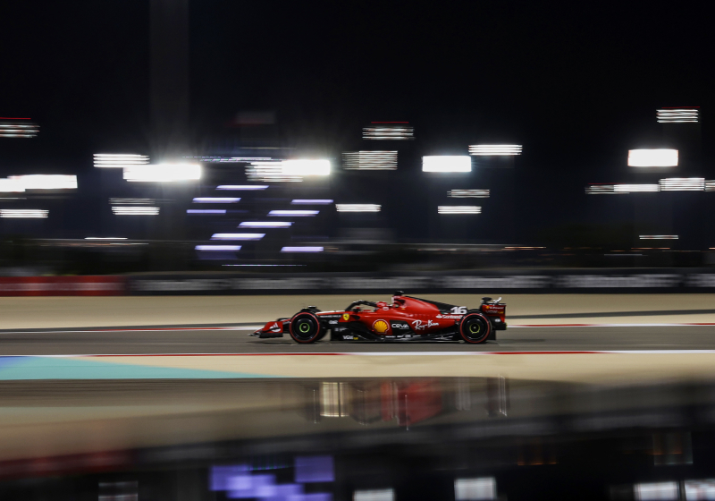 Ferrari debris causes early Bahrain qualifying red flag