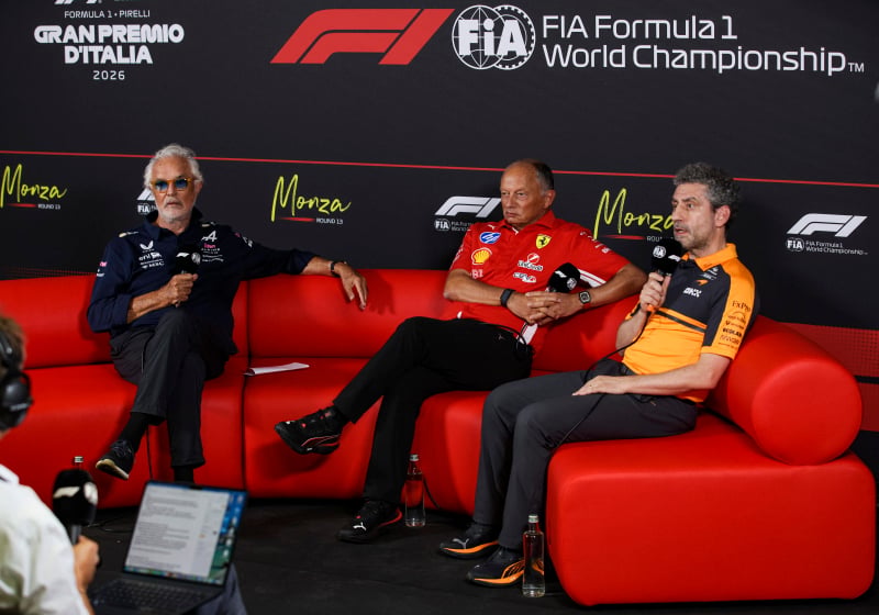 Stella en Briatore botsen op persconferentie na onthulling over McLaren-link van FIA-steward
