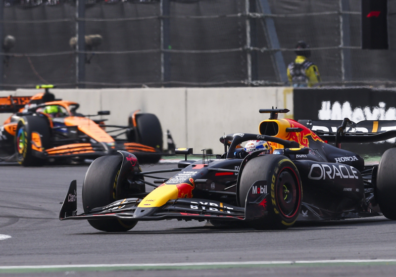 Dit is waarom de tijdstraffen juist een voordeel waren voor Verstappen in Mexico