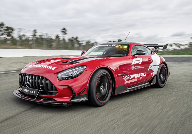 FIA en Mercedes onthullen safety car en medical car voor 2022
