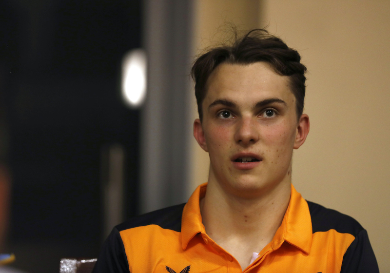 Piastri issues McLaren apology after 'TOUGH RACING' thwarts podium chances