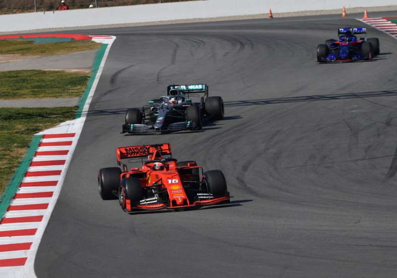 Lewis Hamilton: 'Het is geen onzin dat we achterlopen'