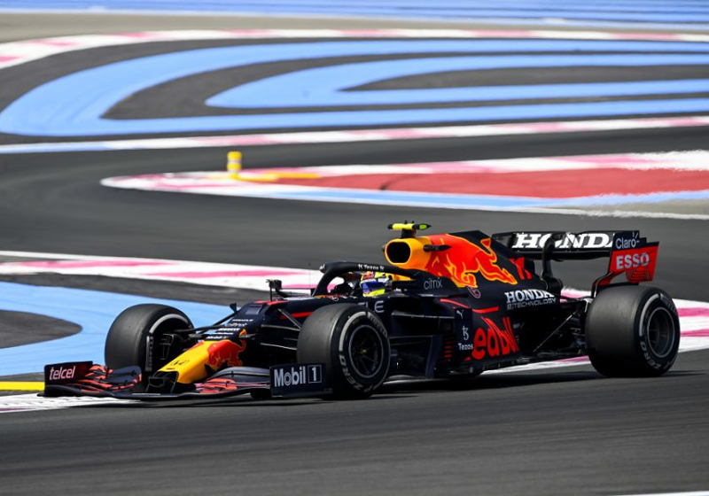 Derde vrije training Frankrijk: Verstappen oppermachtig tegenover Mercedes