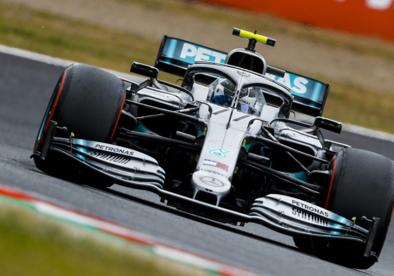 Tweede vrije training Japan: Mercedes opnieuw het snelst, Verstappen dichtbij