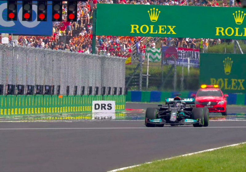 Schumacher kritisch na herstart Hongarije: 'Je moet Hamilton ook verantwoordelijk houden'
