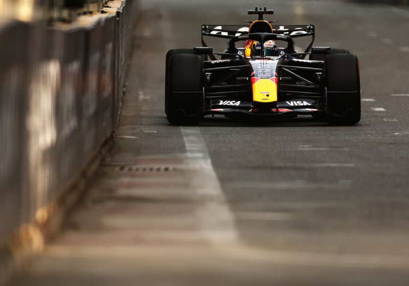 LIVE | Kwalificatie GP Azerbeidzjan: Kan Verstappen Mercedes verslaan voor de pole?