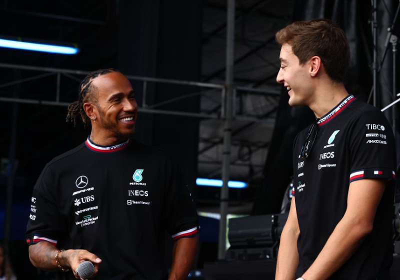 Lewis Hamilton y George Russell, entusiasmados con las actualizaciones de su W14