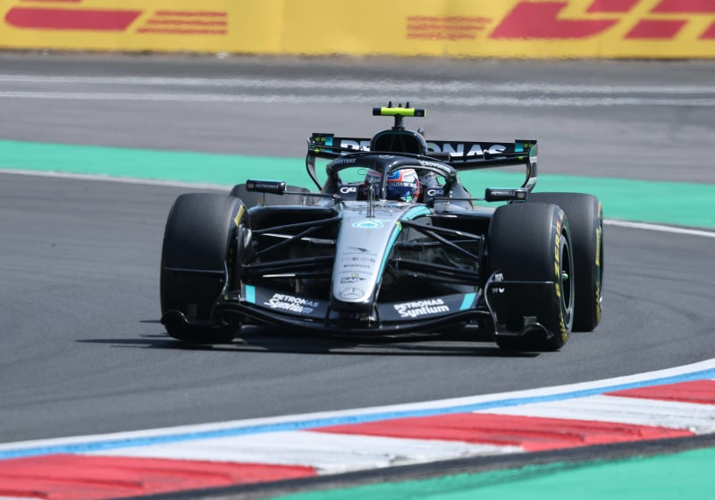 Russell herstelt zich na motorprobleem, maar Antonelli pakt pole voor GP China