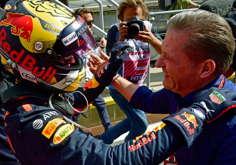 Jos Verstappen: "Allerbelangrijkst is dat Max zich thuis voelt bij Red Bull"