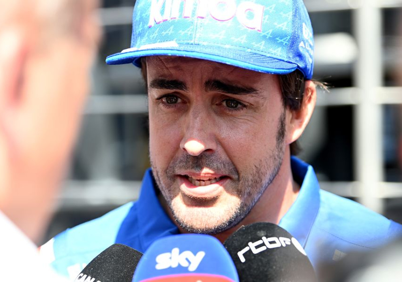 Alonso "annoyed" by Aston Martin conspiracy theories