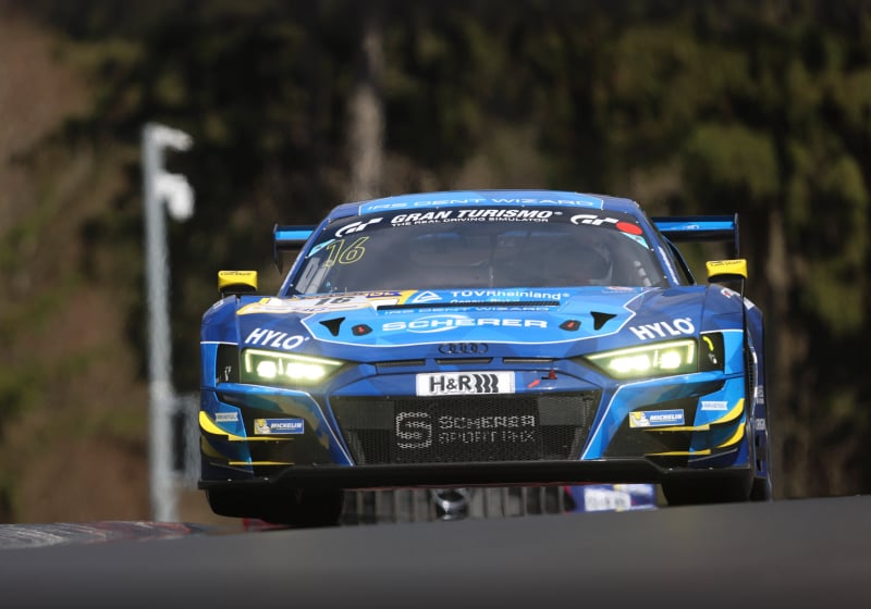 Audi zegeviert in Race 2 van 24h Nürburgring Qualifiers, Verstappen P39 na schade