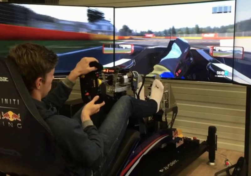 Verstappen hoping for eSports influence on F1