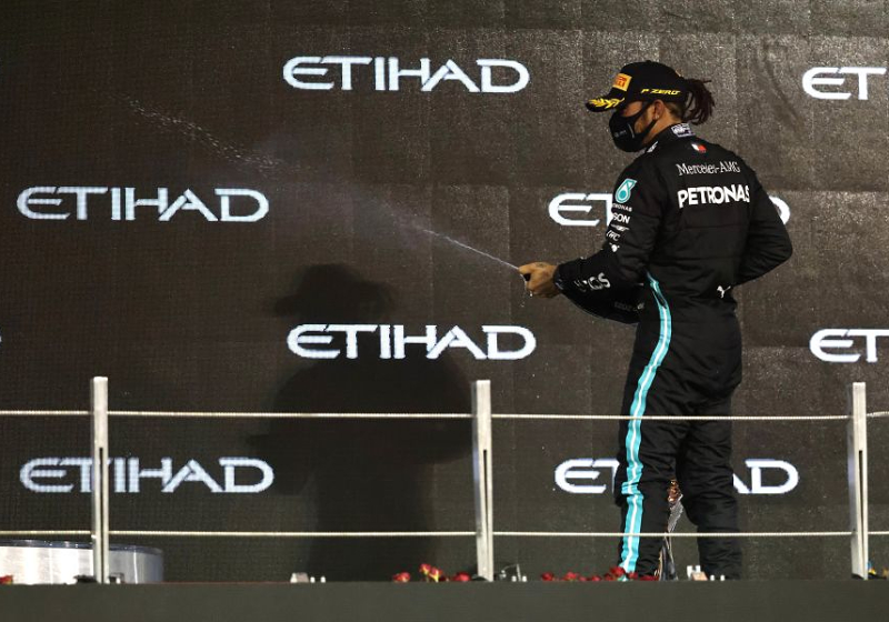 Hamilton overwoog te stoppen: "Maar realiseerde me dat ik een verantwoordelijkheid heb"