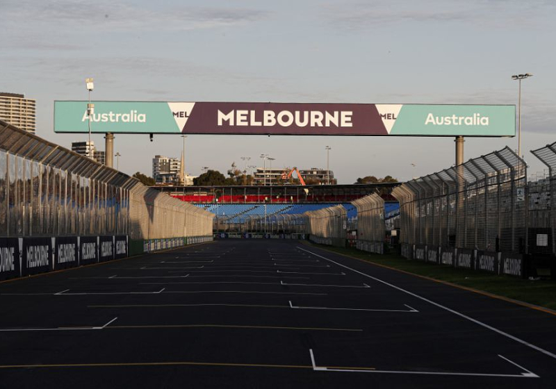 Australian GP: Is F1 right to remain in Melbourne over a Sydney switch?