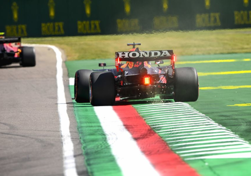 Montoya reageert op track limits-discussie : "Ze zijn te controversieel geweest"