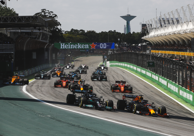 Norris schaart zich achter Verstappen omtrent sprintraces: "Dat is hoe ik de Formule 1 ken"