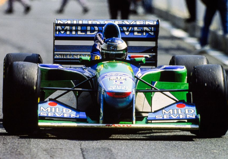 De controversiële titelstrijd tussen Schumacher en Hill