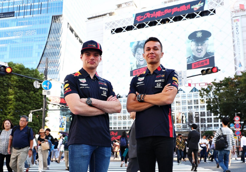 IN BEELD: Verstappen en Red Bull op tour in Japan
