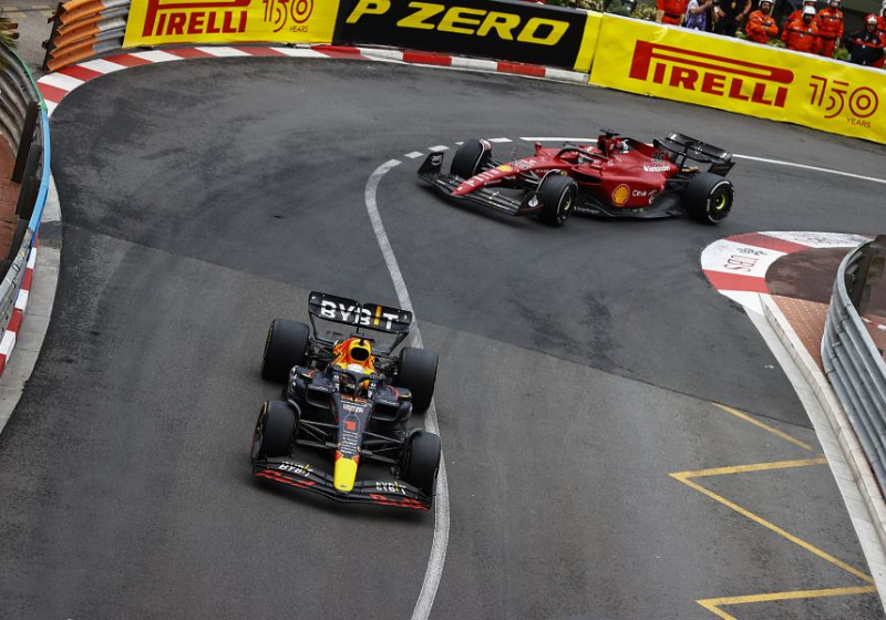 Button voelt mee met Leclerc: "Zal nog wel even in zijn hoofd rondspoken"