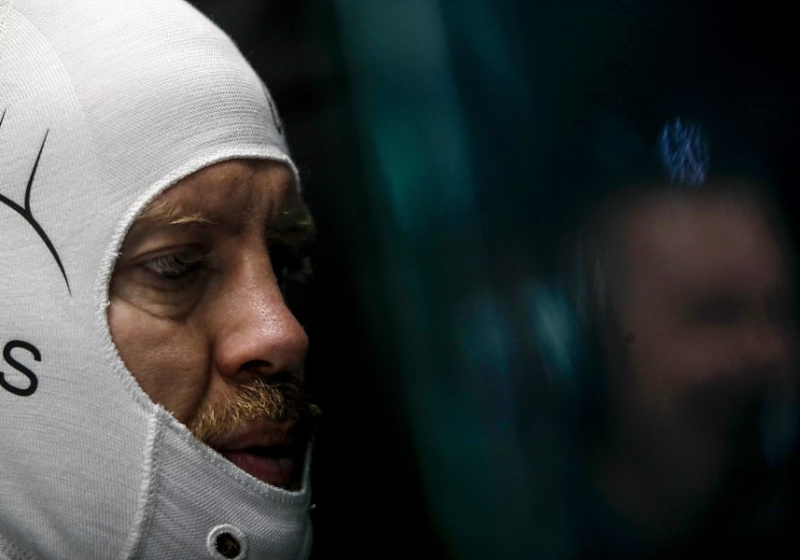 Vettel and Ricciardo bemoan Stroll dust cloud