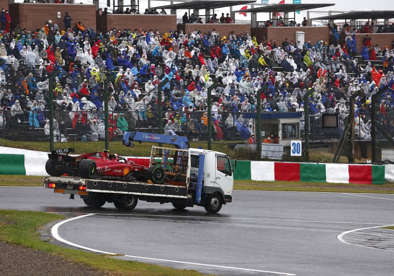 'No respect for the life of a driver' - Philippe Bianchi leads social media anger