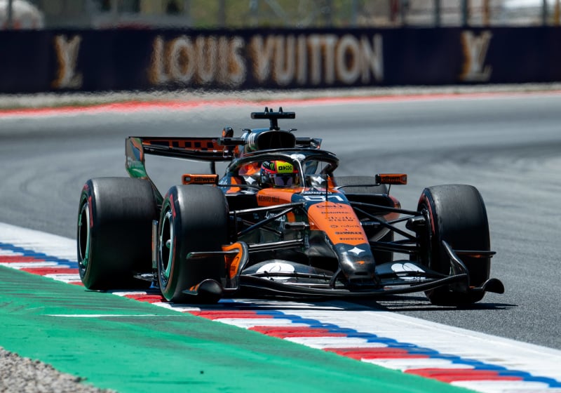 LIVE (gesloten) | Derde vrije training GP Barcelona: McLaren houdt Russell bij in tweede kwalificatierun