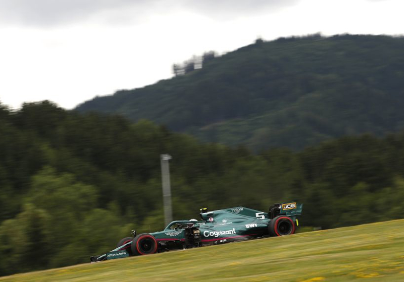 Aston Martin "more aggressive" than rivals in Austrian GP practice - Vettel