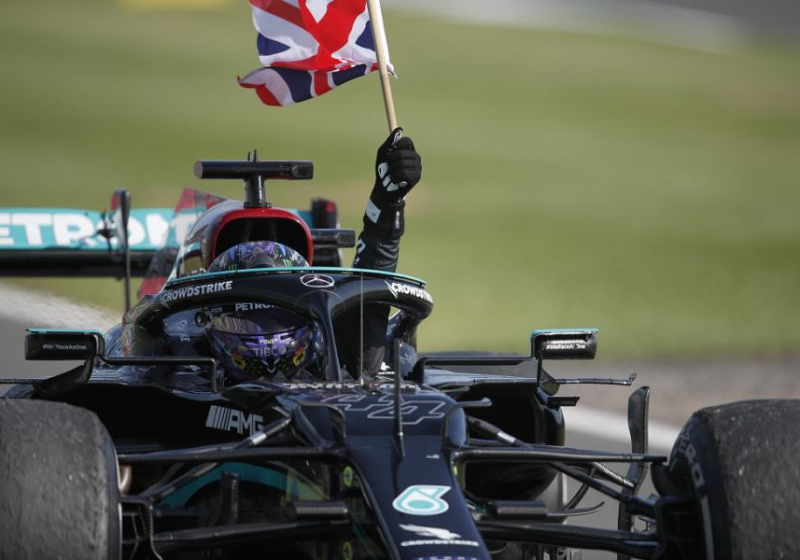 Mercedes hope Red Bull end "concerted attempt" to tarnish Hamilton's good name