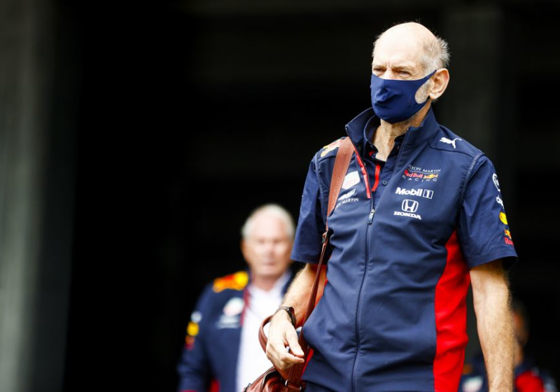 Marko ontkracht geruchten: ''Adrian Newey staat gewoon bij ons onder contract''