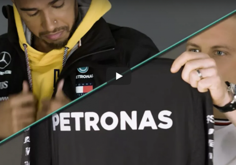 VIDEO: Hamilton en Bottas onthullen nieuwe teamkleding Mercedes