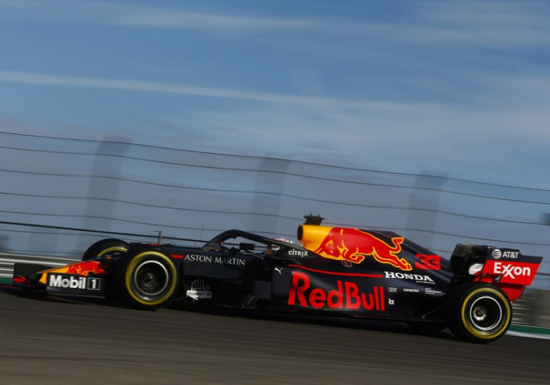 Verstappen uit onvrede over hobbels COTA: 'Je wordt soms bijna gelanceerd'