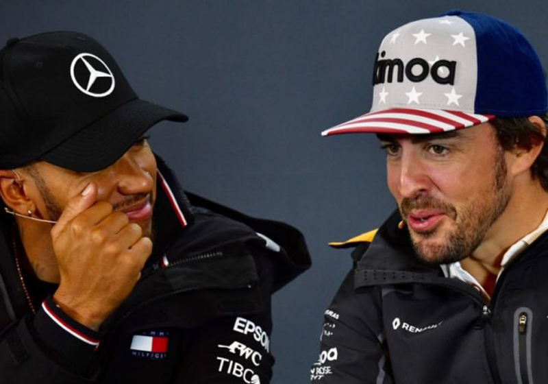 Alonso lovend over Hamilton: "Zijn loopbaan is nog lang niet ten einde"