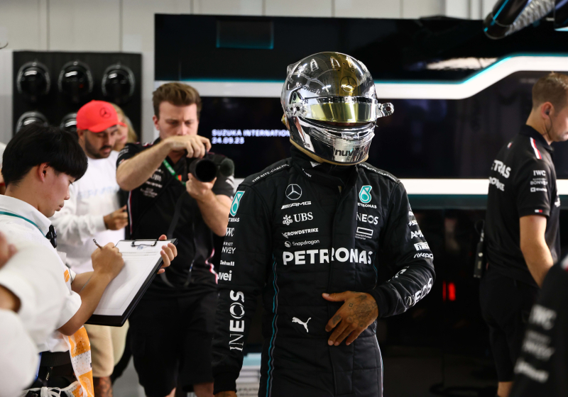 Hamilton admite discusiones con Ferrari: "Es cierto hemos mantenido algunas conversaciones informales, pero no llegó a oferta concreta"