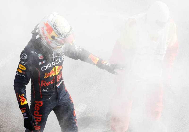 Verstappen gelooft momenteel niet in titel 2022: "Het gat is nu al veel te groot"