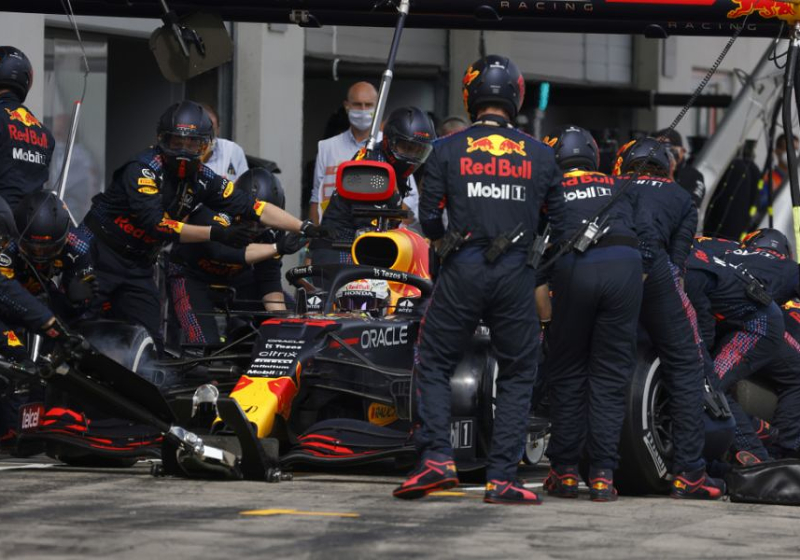 Red Bull voorziet uitdaging met pitstops in 2022: 'Moeten daar de hele winter aan werken'