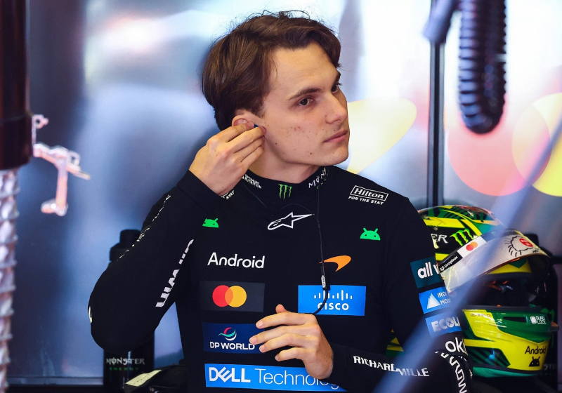 Piastri baalt als een stekker en verklaart crash: 'Het ging zo snel, ik kon niet eens reageren'