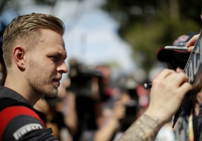 Hülkenberg woedend, Magnussen reageert: "Suck my balls"