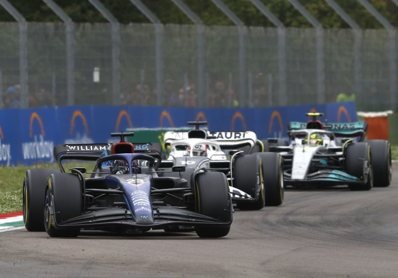 Mercedes reveal frustrating issues that prevented Hamilton gamble