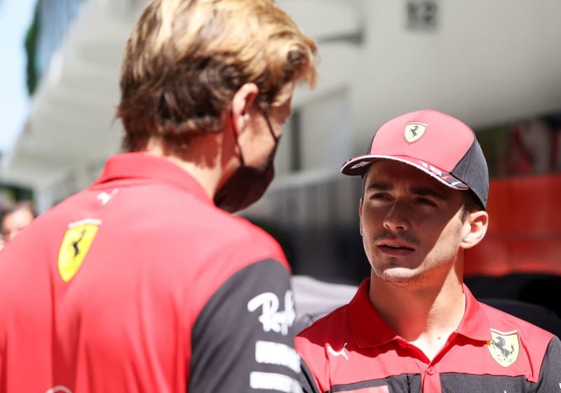 Leclerc waakt voor onderschatting van Mercedes: "Ik schrijf ze nooit af"