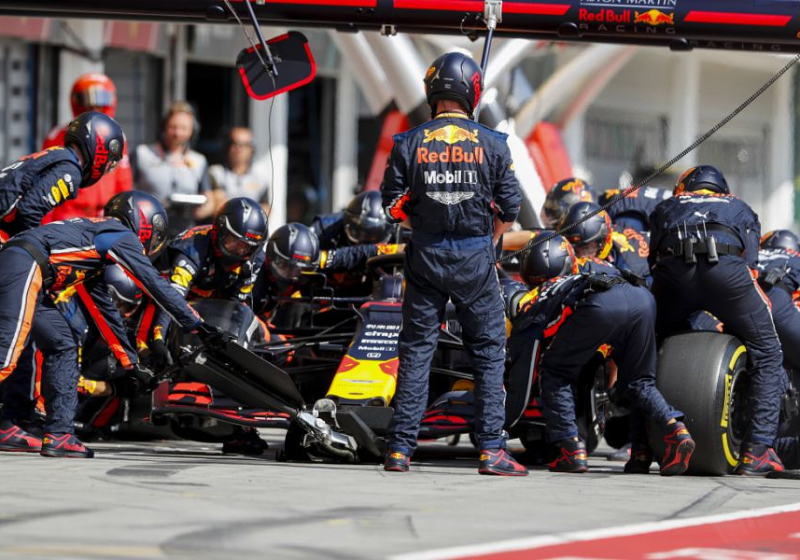 WATCH: Red Bull break their own world record pitstop time in Brazil