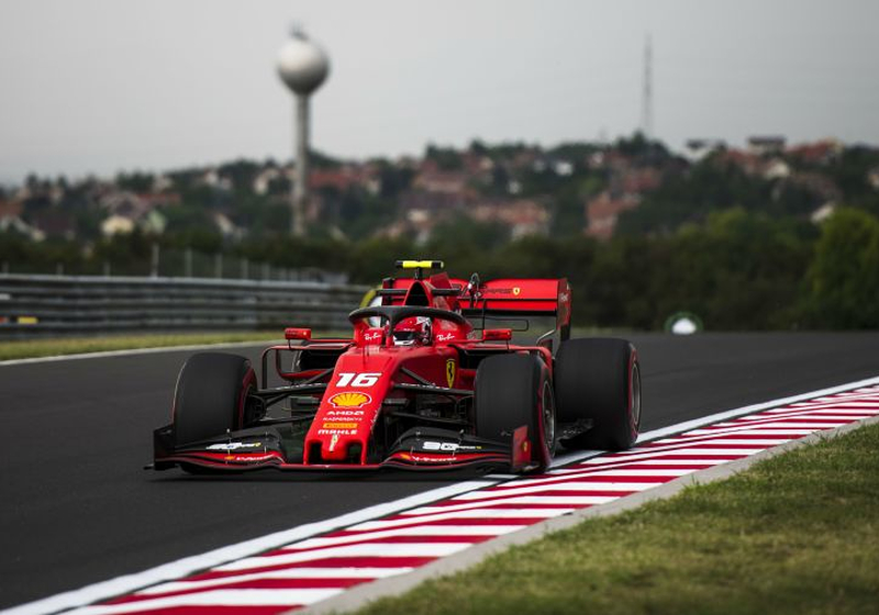 Toto Wolff: "In Spa en Monza zullen we een heel sterk Ferrari zien"