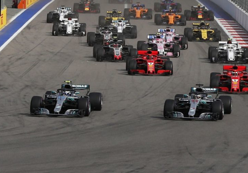 Hamilton takes Russian win from Bottas with Mercedes team orders