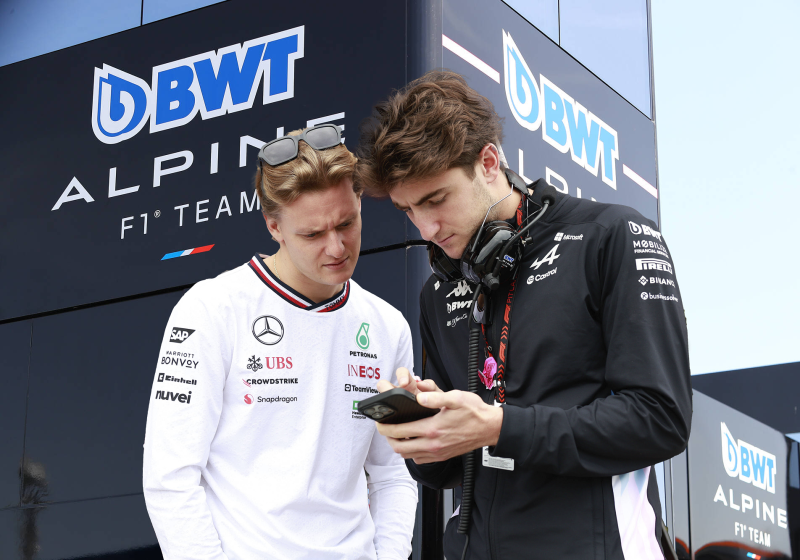 Oficial: ¡BOMBAZO en el mercado de pilotos para 2025!