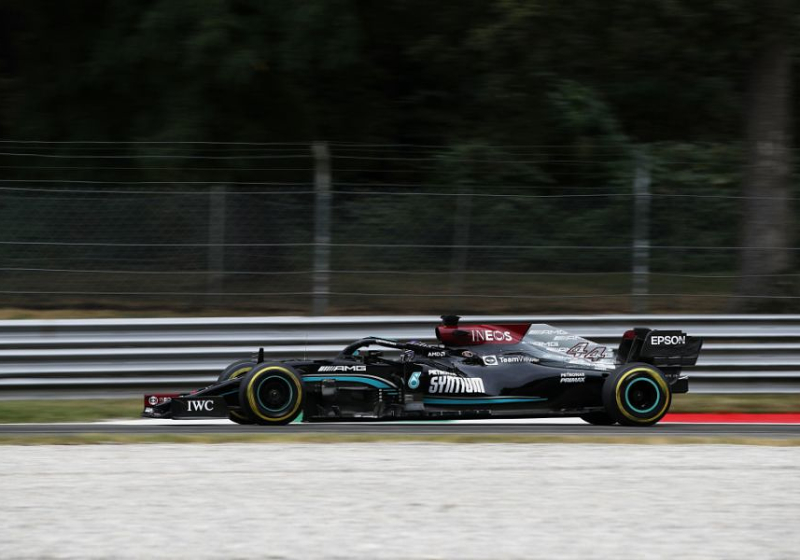 Hamilton sets crushing pace ahead of Italian GP qualifying