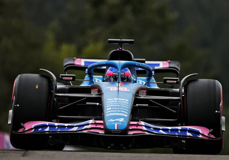 Fernando Alonso abandona el GP de Abu Dhabi