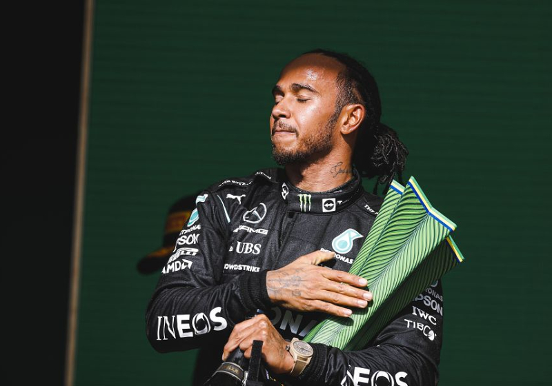 Hamilton over 'long COVID'-gevecht: "Gelukkig is het eindelijk weg, thank God"