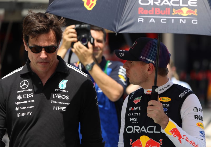 Wolff blij dat Verstappen verlenging heeft getekend: "Silly season is nu officieel voorbij"