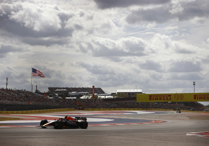 Pérez blij met constructeurstitel Red Bull na jarenlange dominantie Mercedes