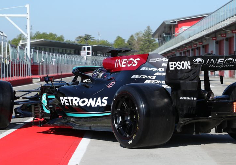 Mercedes moet Pirelli-test laten schieten vanwege budgetplafond
